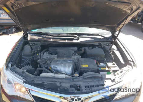 2012 Toyota Camry Xle z USA, uszkodzony, nr VIN 4T4BF1FK9CR241303